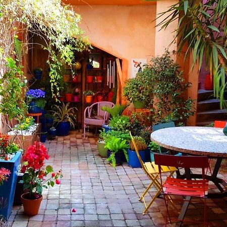 Petit Patio En Centre Ville Nimes Ngoại thất bức ảnh