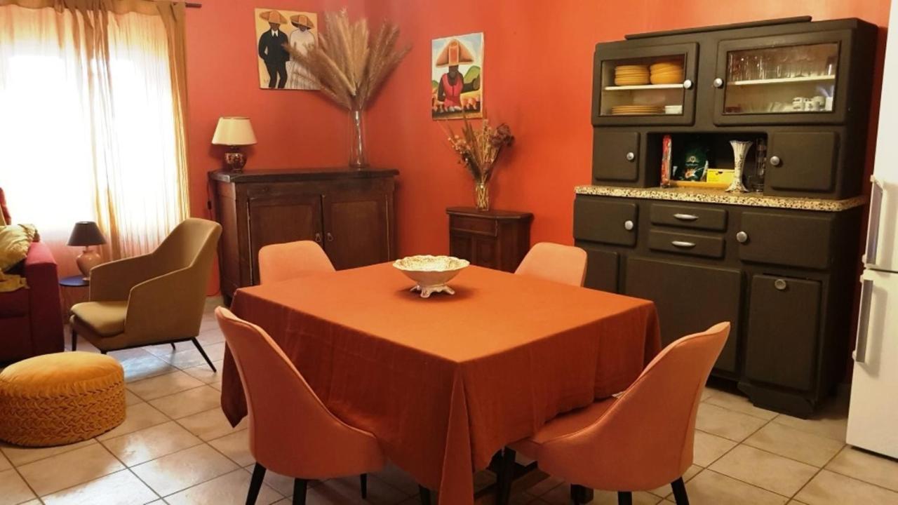 Petit Patio En Centre Ville Nimes Ngoại thất bức ảnh
